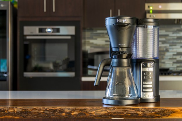 Ninja Coffee CF020 Series review offset right