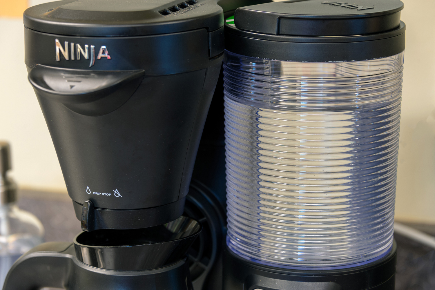 Ninja Coffee Brewer CF020 Review 