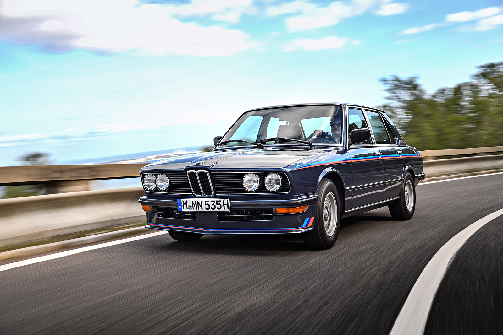 best bmws ever bmw e12 m535i  9