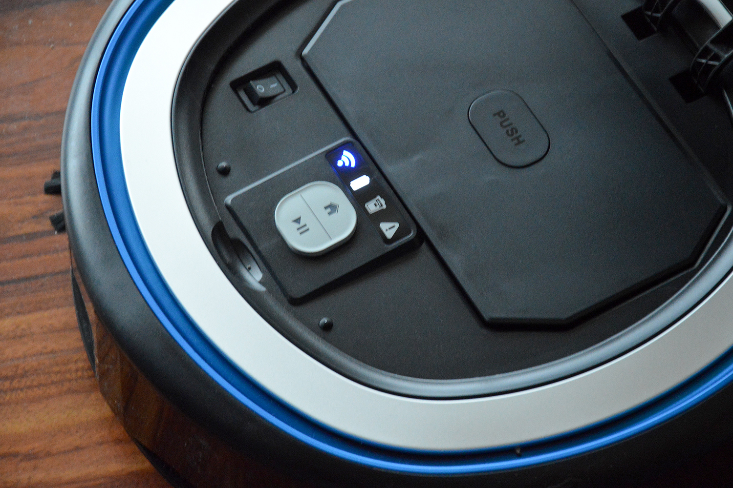 Hoover Rogue 970 robot vacuum review WiFi