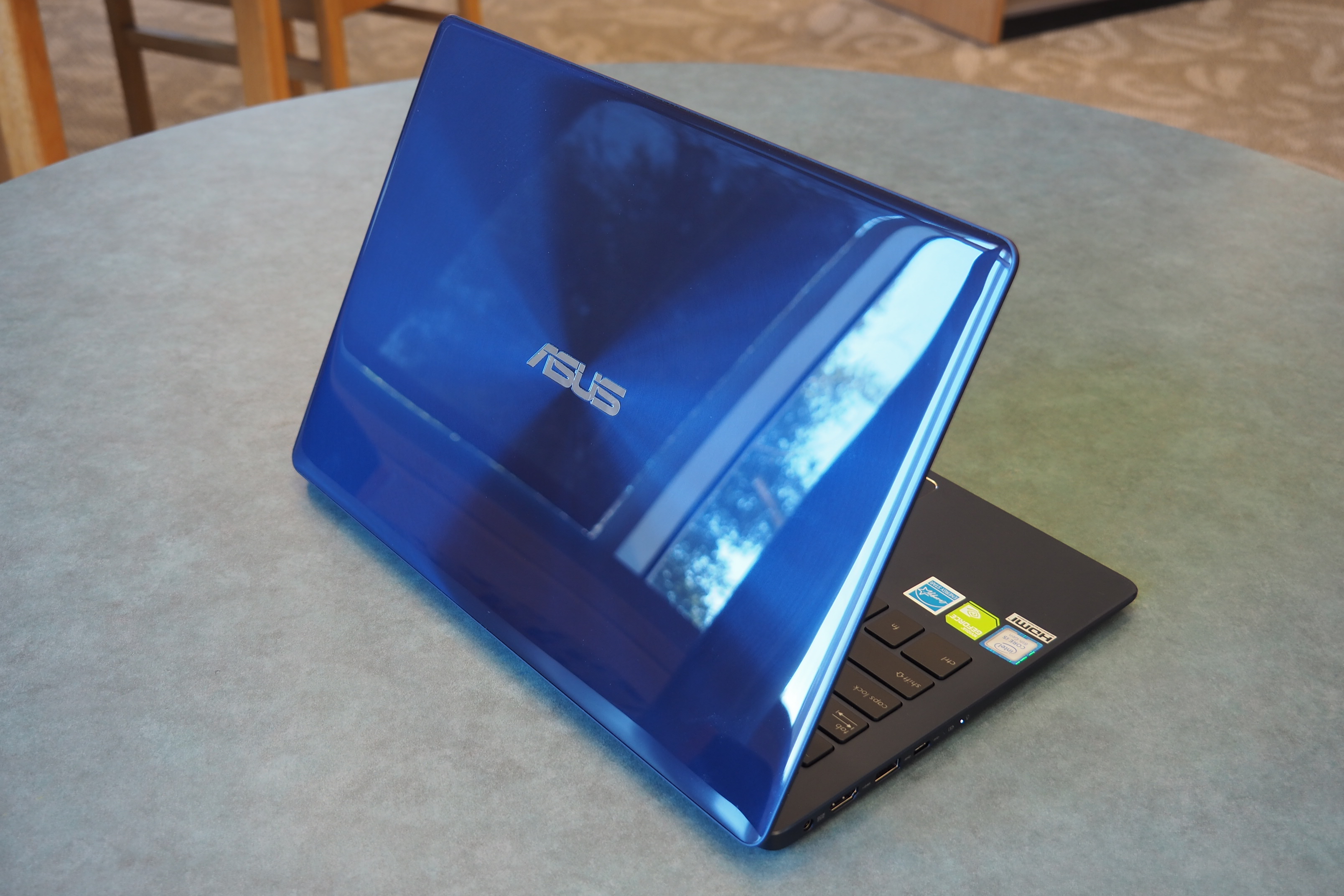 Asus ZenBook 13 (UX333) Most Compact 13.3 Laptop 