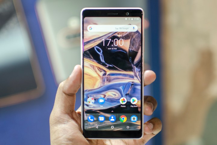 Nokia 7 Plus Hands-On | Front of the phone from straight on showing off the home screen