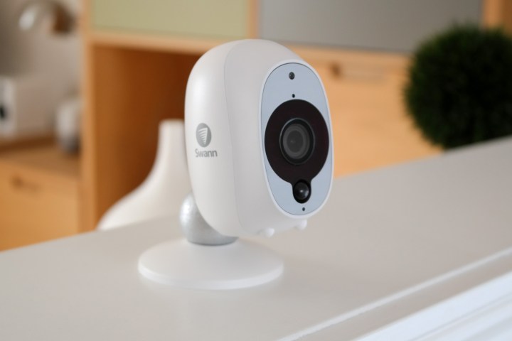 swann smart security camera review facing right