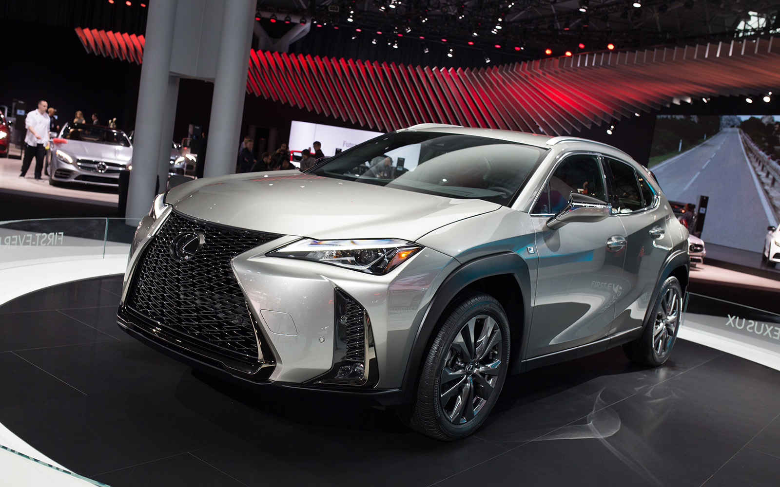 lexus ux crossover at new york auto show 2018  2019 9