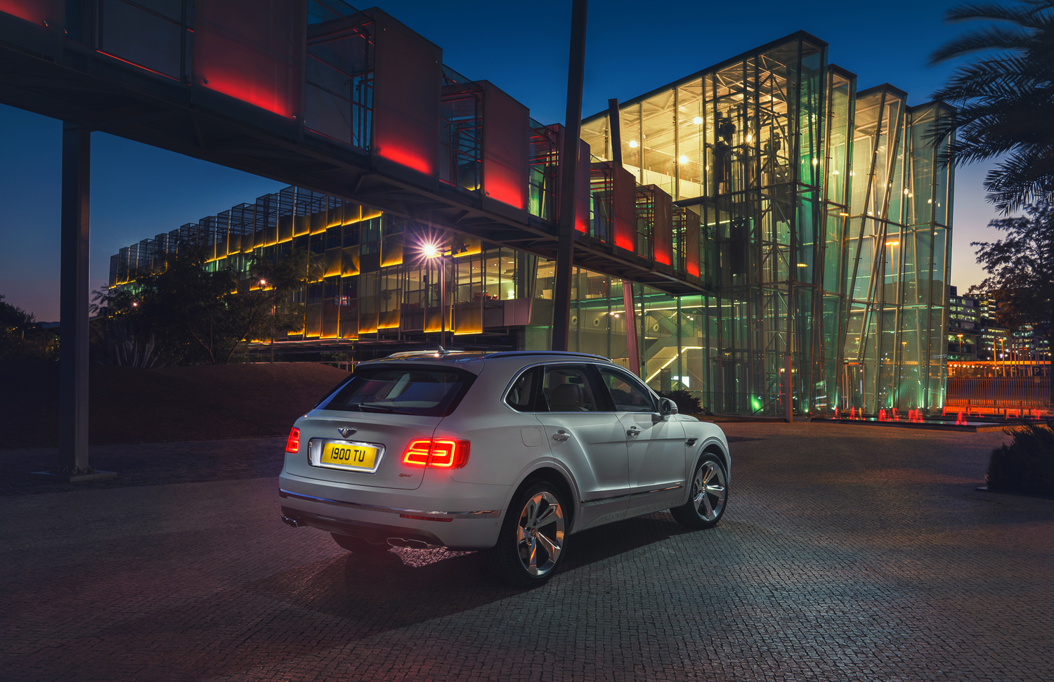 Bentley Bentayga Hybrid