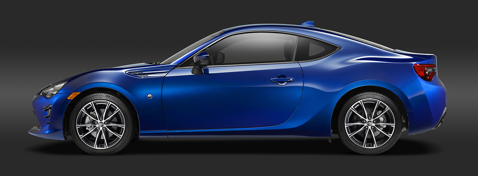 toyota and subaru reboot 86 sports coupe for second generation 2018  25