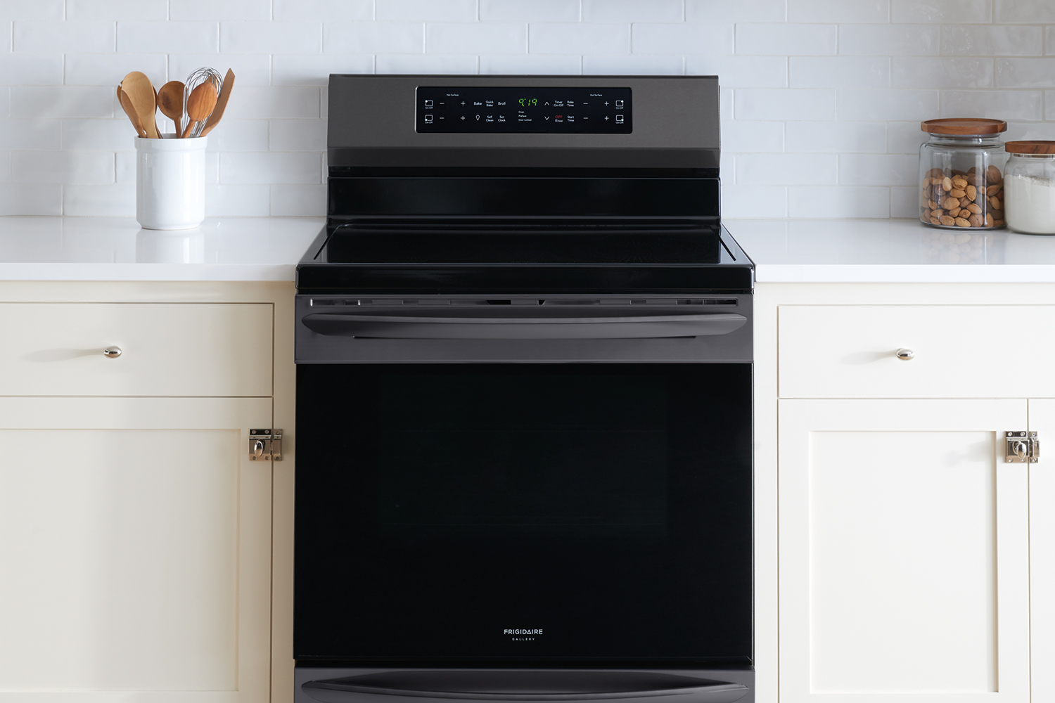 cooking on the frigidaire gallery fgif3036tf induction range self cleaning oven 7