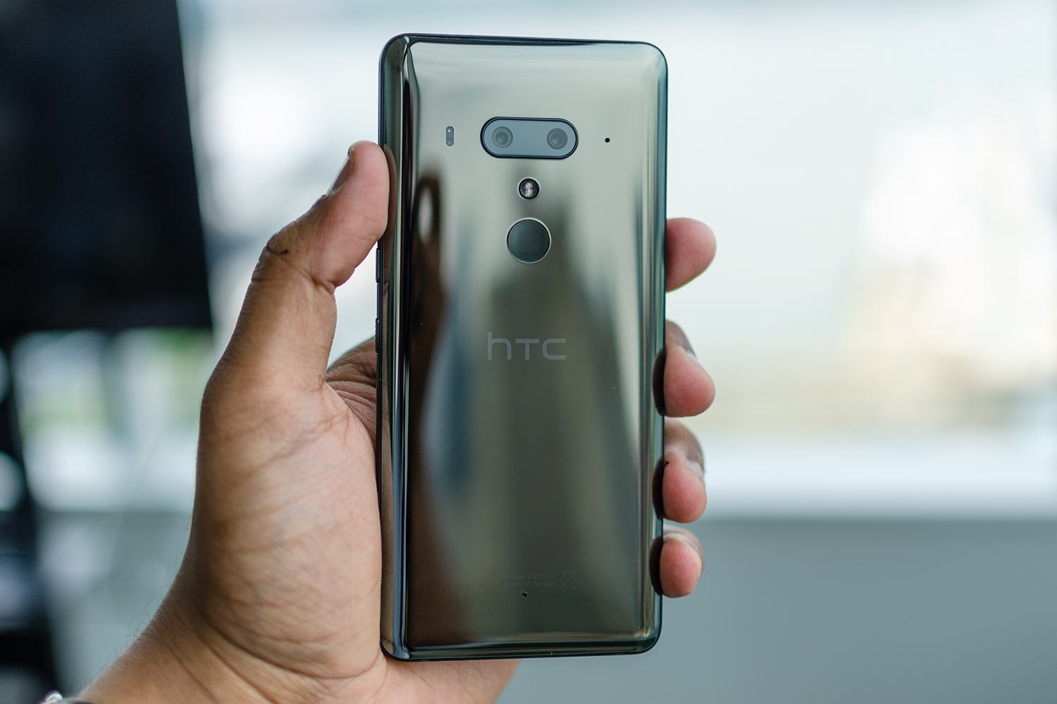 Personal National anthem Just overflowing HTC U12 Plus vs. Google Pixel 2 XL: Can HTC Take Out Stock Android |  Digital Trends