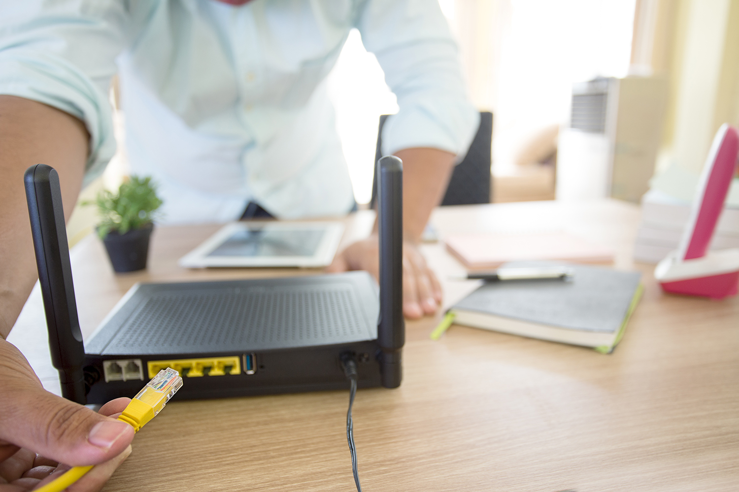 Does ethernet cable slow down WiFi? Your questions answered