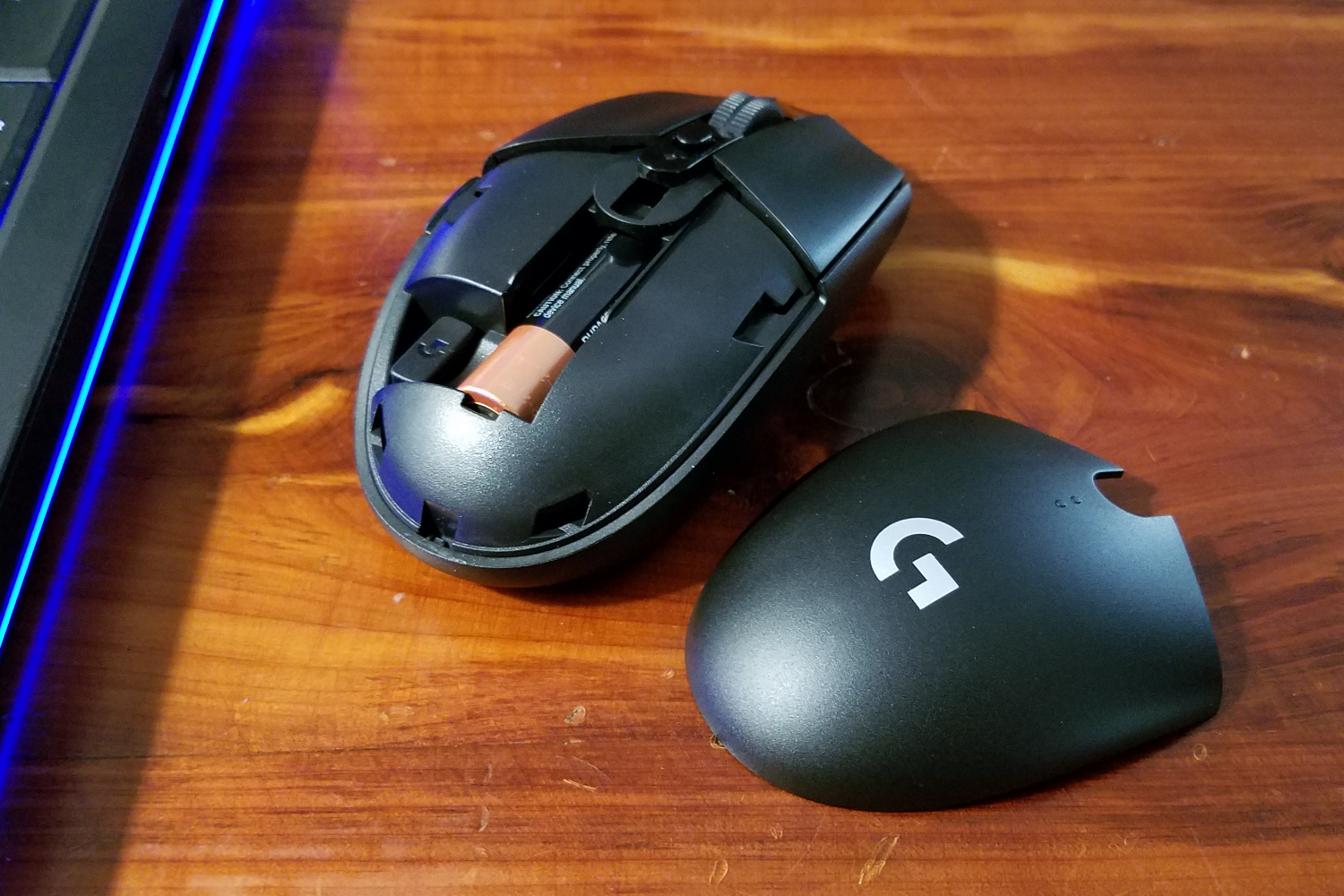 Logitech's New G305 Wireless Mouse Takes Pro Gaming Mainstream