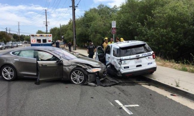 Tesla crash Laguna Beach