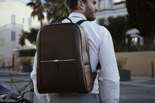 A Noreve Urban Backpack being worn by a man.