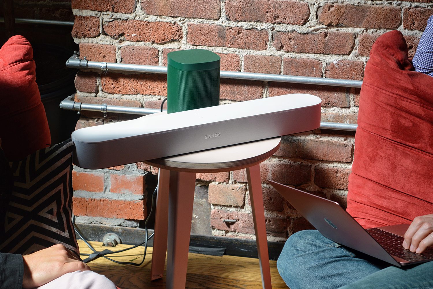 Sonos Beam Review: Good Sound a Smart Package | Digital Trends