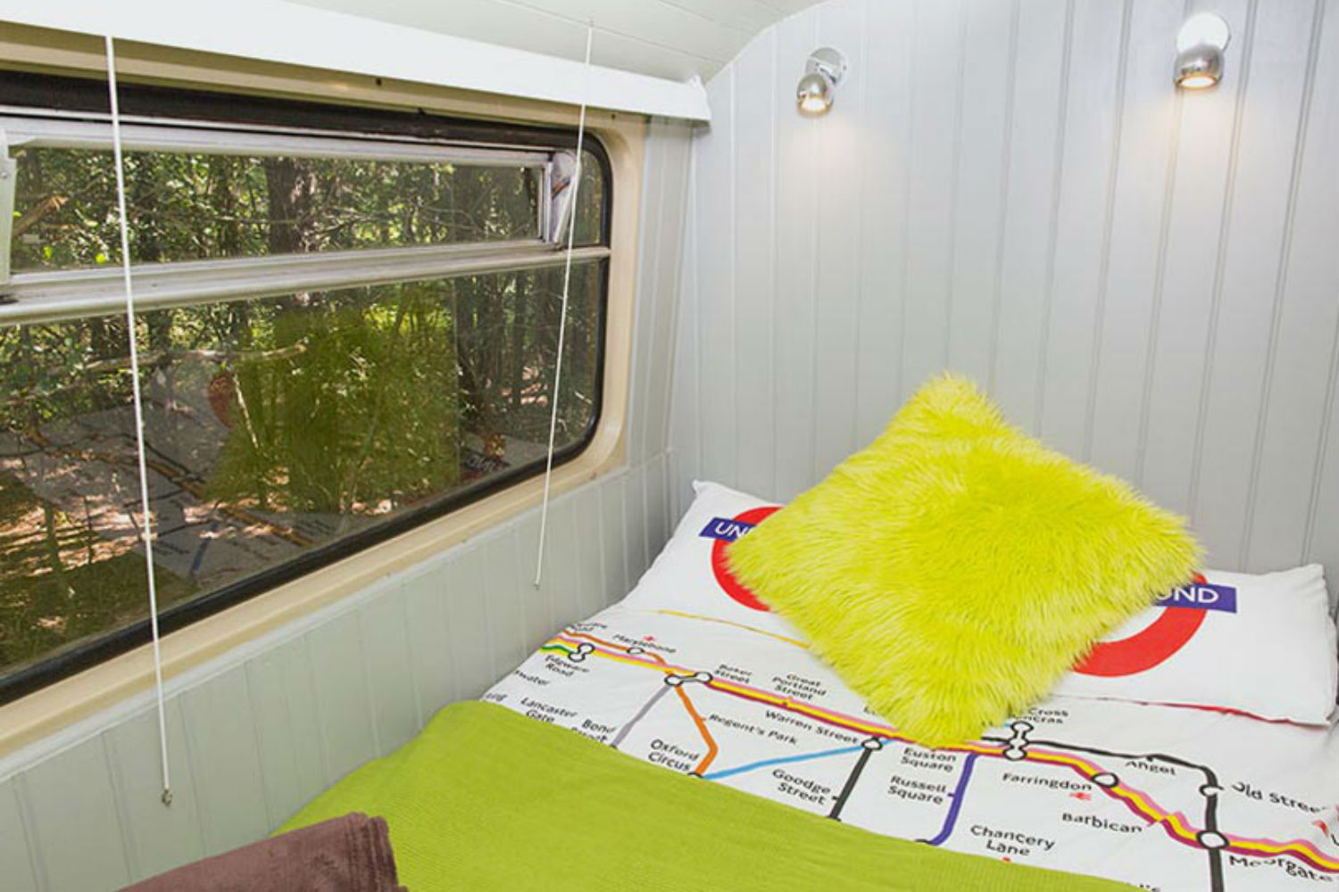 coolest bus to mobile home conversions biggreenbus6