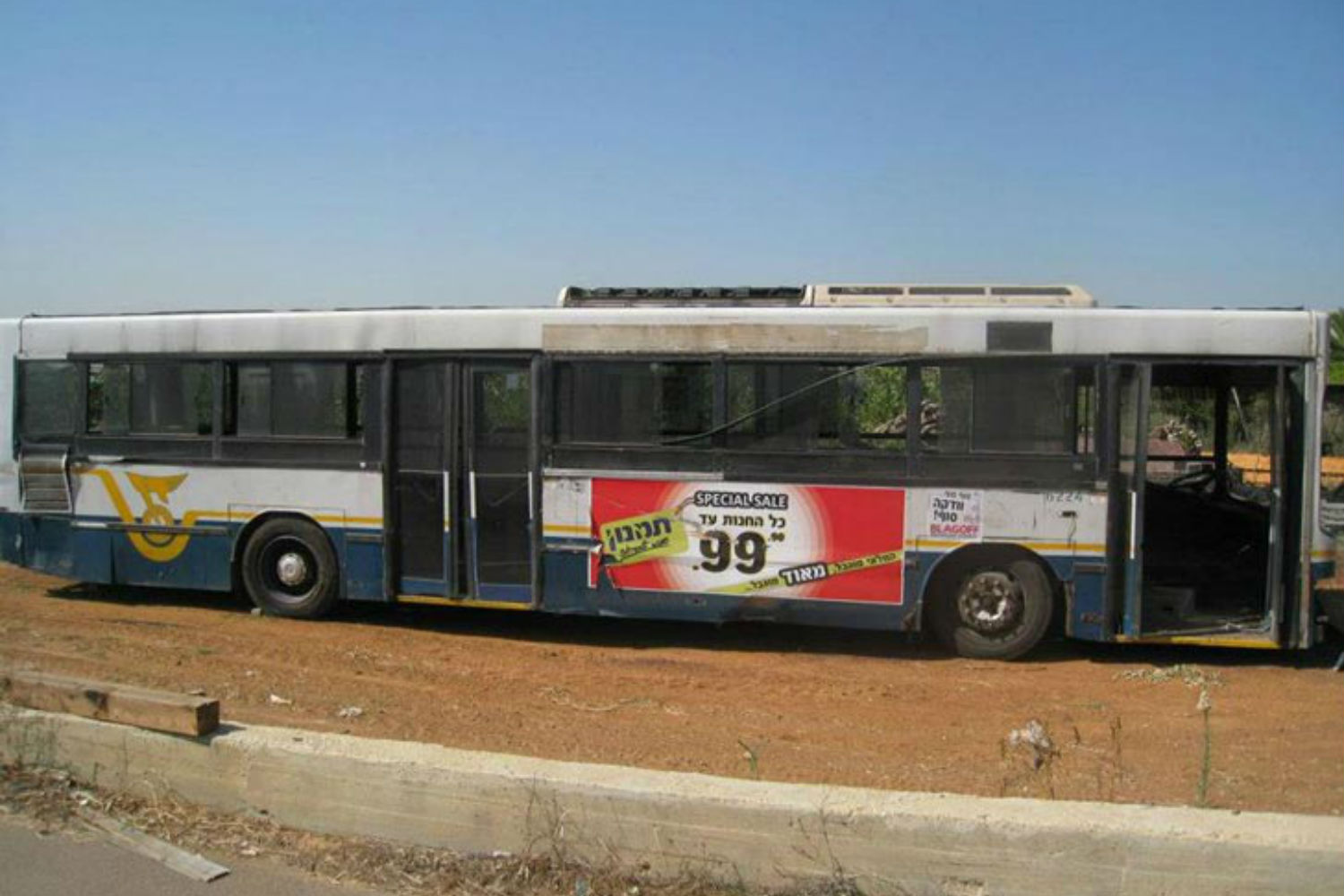 coolest bus to mobile home conversions israelbusafter