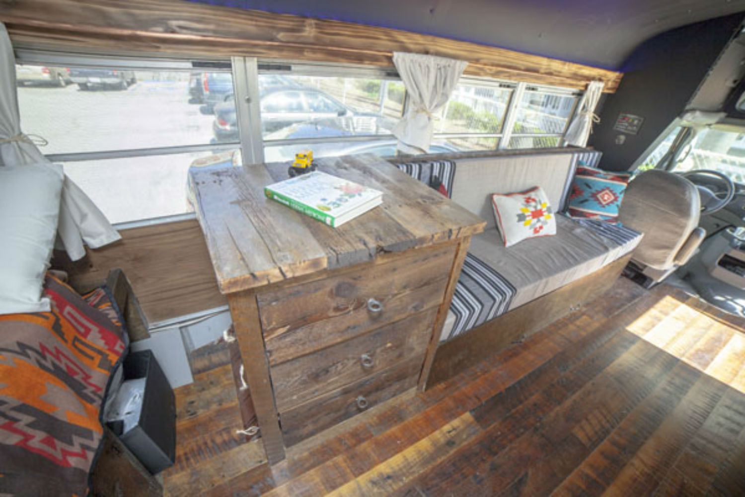 coolest bus to mobile home conversions jaxaustininside2