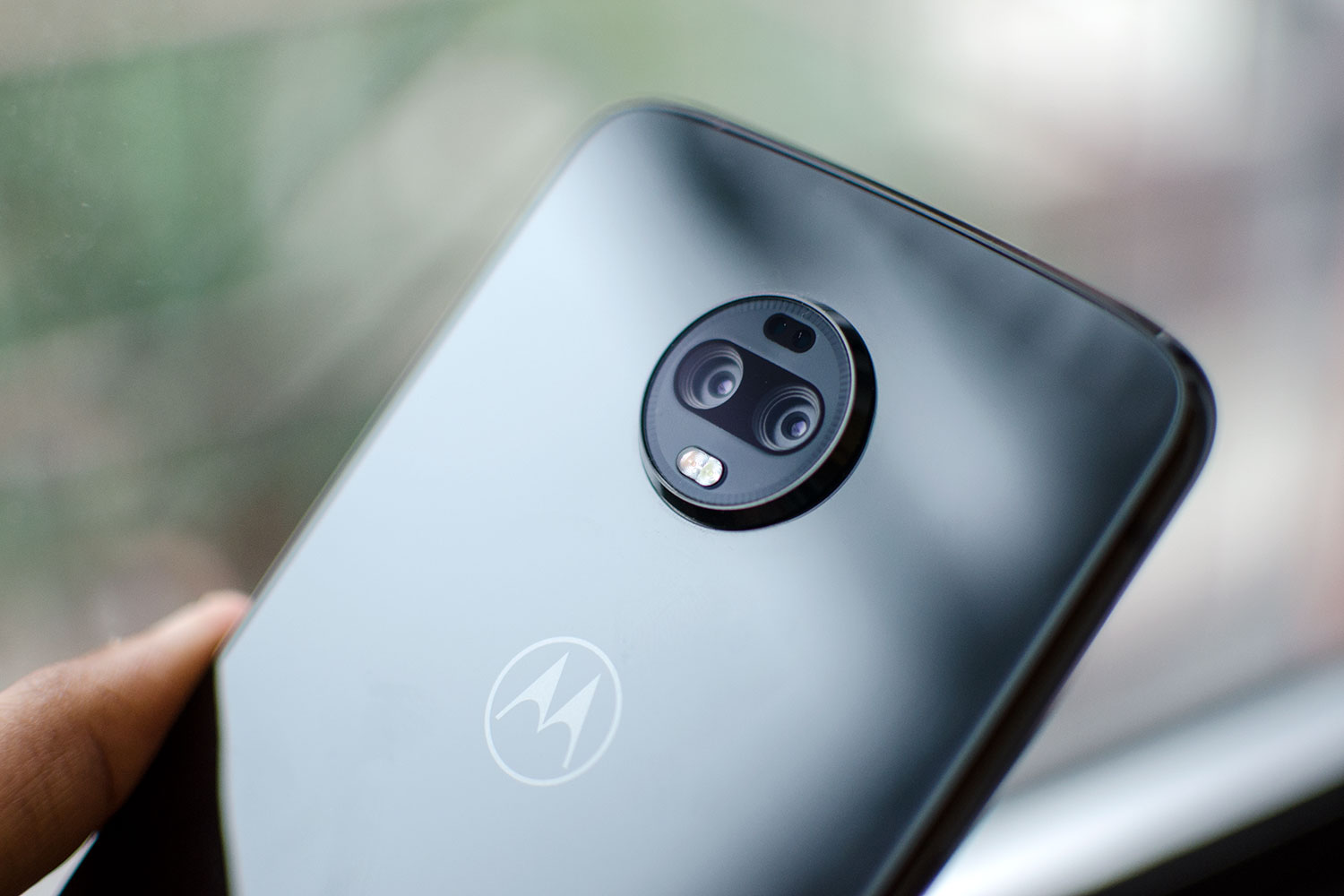 Moto Z3 Review: Is 5G Worth the Upgrade? | Digital Trends