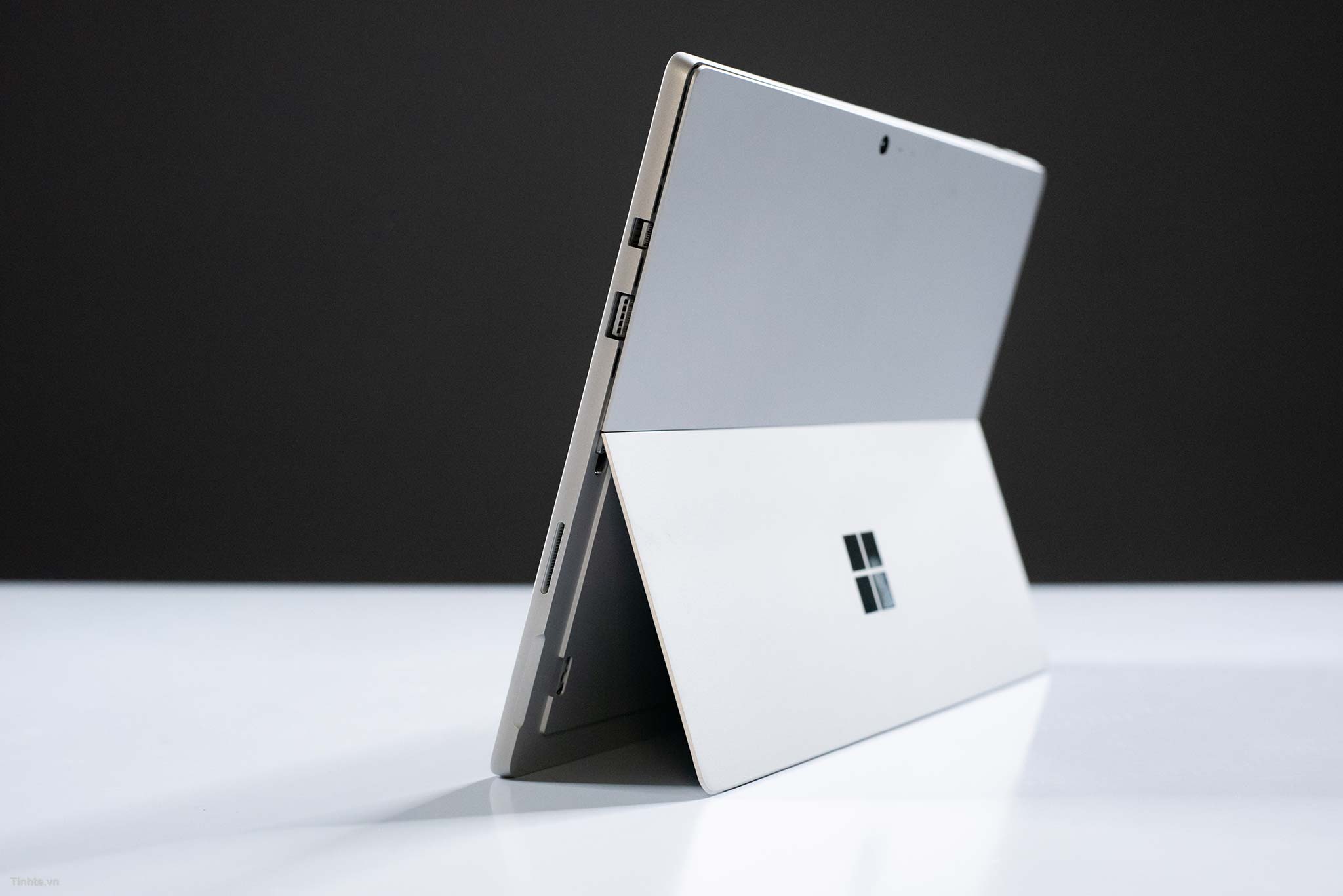 Microsoft Surface Pro Leak Shows Similar Design, New Intel Processors  Digital Trends