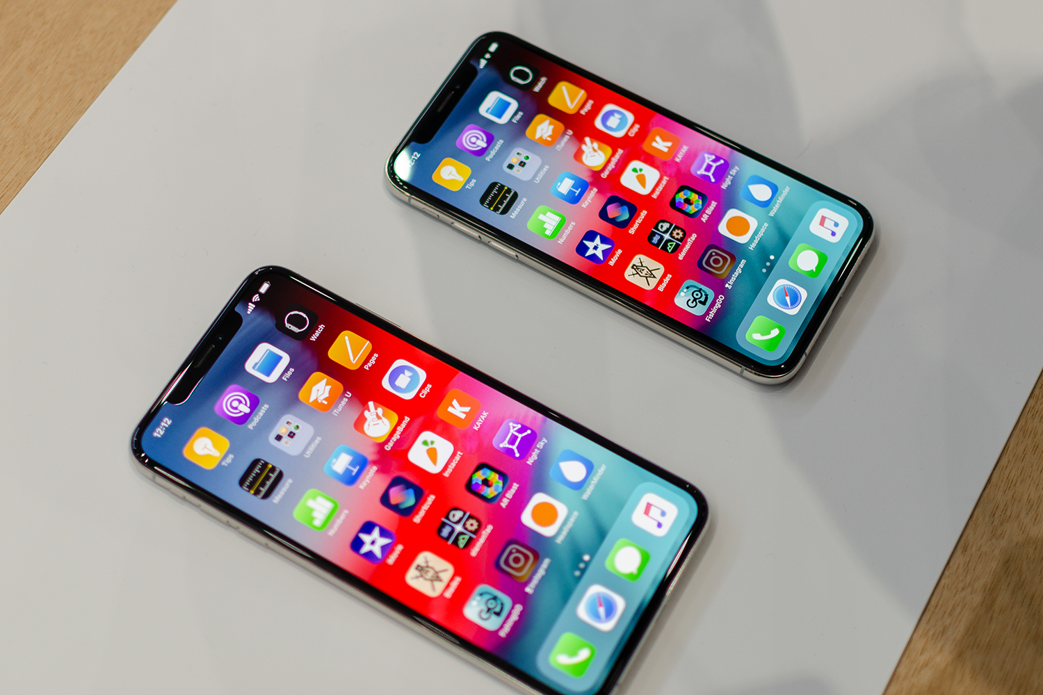 iphone xs max and xr photo galleries apple hands on 12