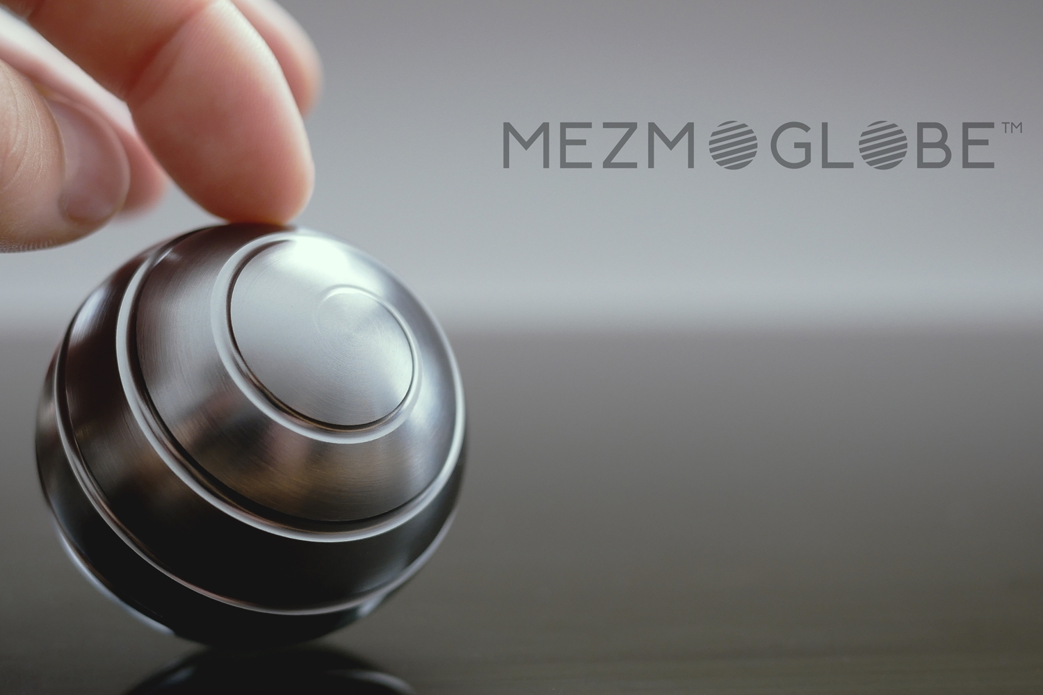 mezmoglobe spinning desk toy kickstarter globe5