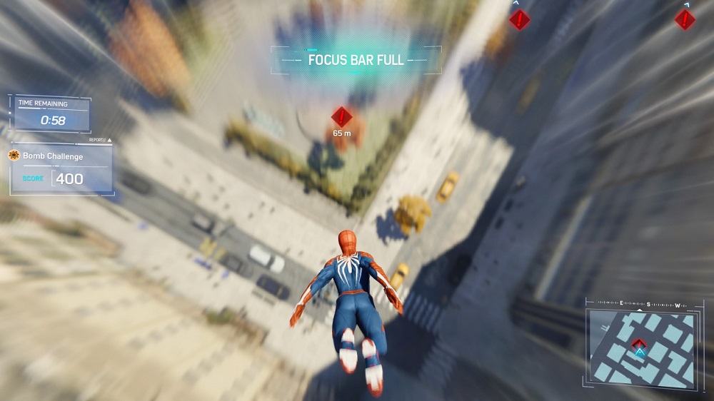 el hombre araña saltando de un edificio.