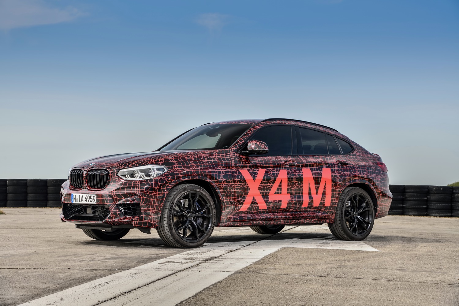 BMW X4 M prototype