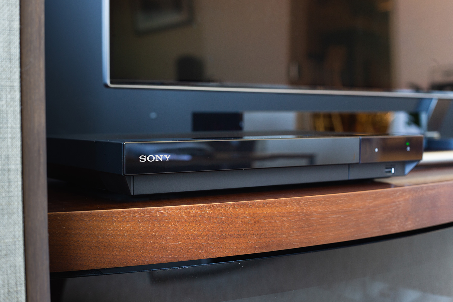 Sony UBP-X700 review: More 4K HDR Blu-ray goodness for less money