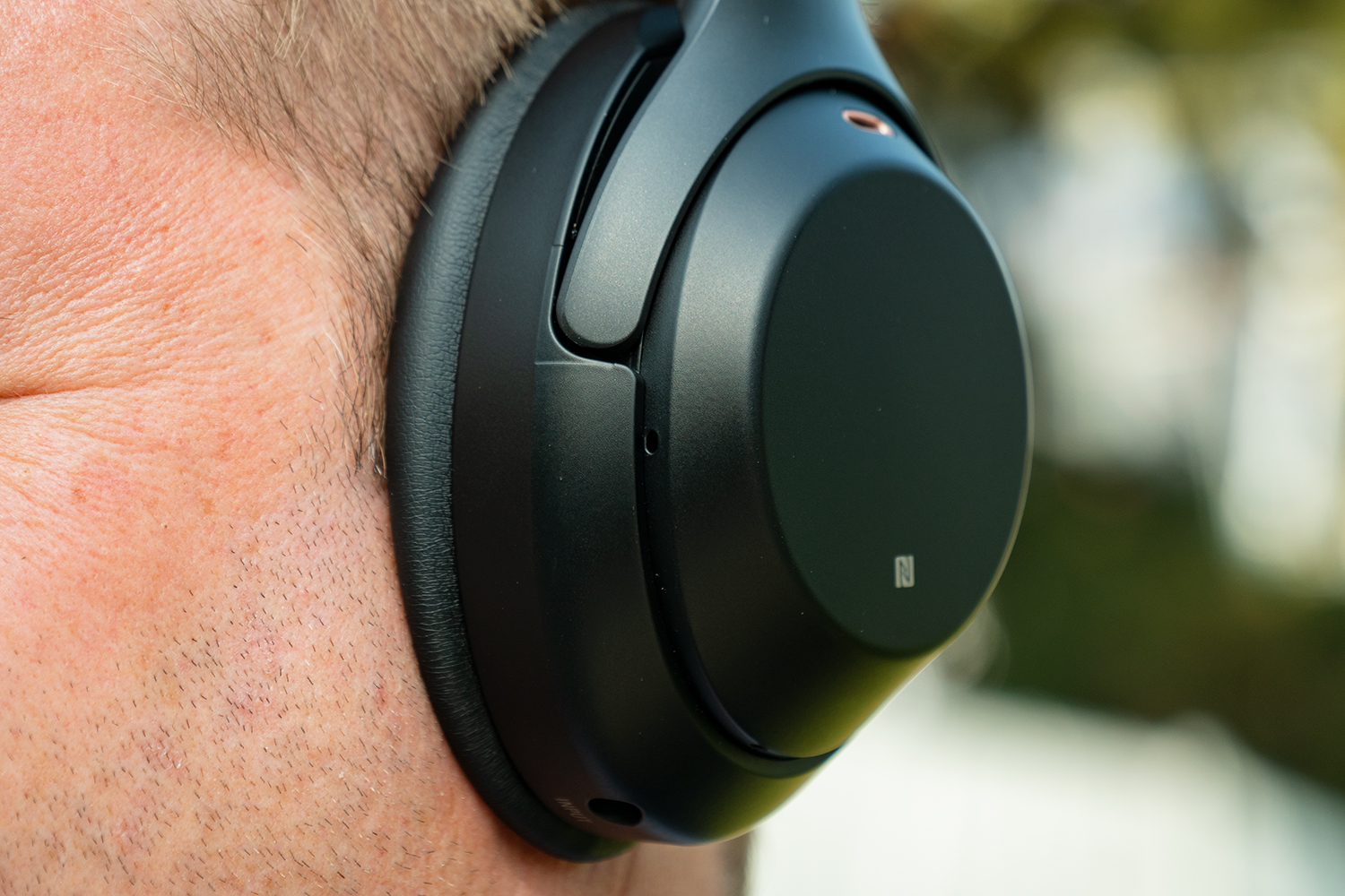 Sony WH-1000XM4 Round-up: Rumors, Specs 