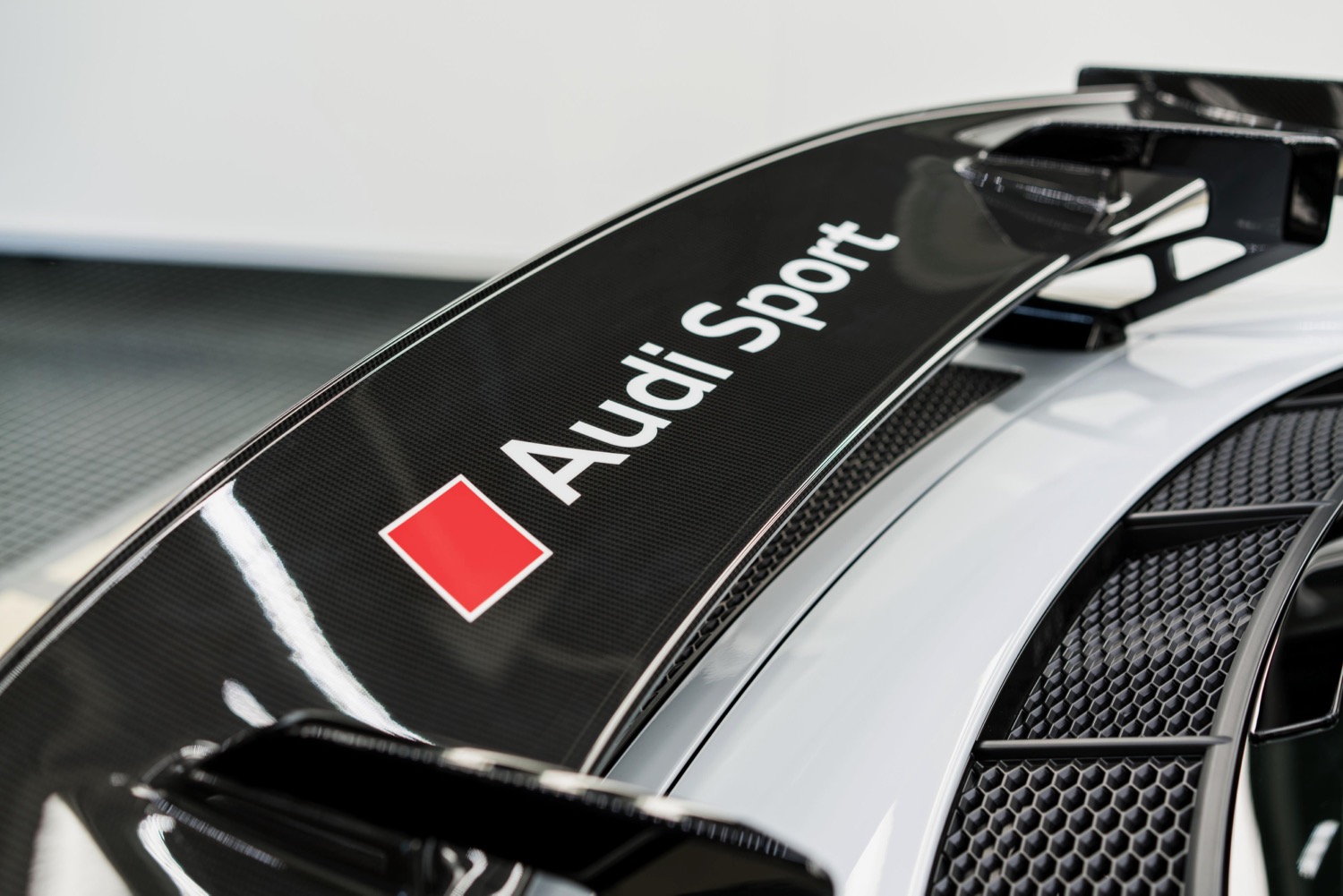 2018 Audi R8 V10 Plus Coupe Competition