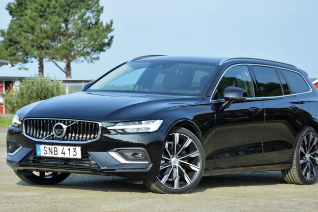 2019 volvo v60 review feat