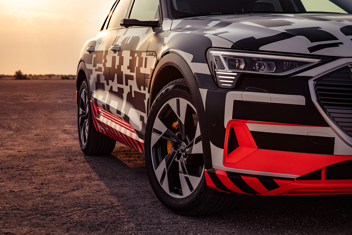 2019 audi e tron prototype driving impressions etron extreme power play front right close