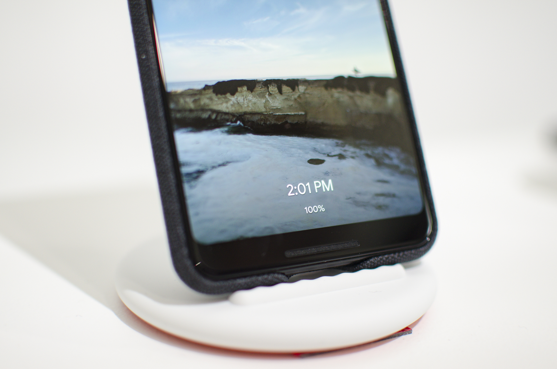 google pixel 3 slate home hub photo galleries stand hands on 5120
