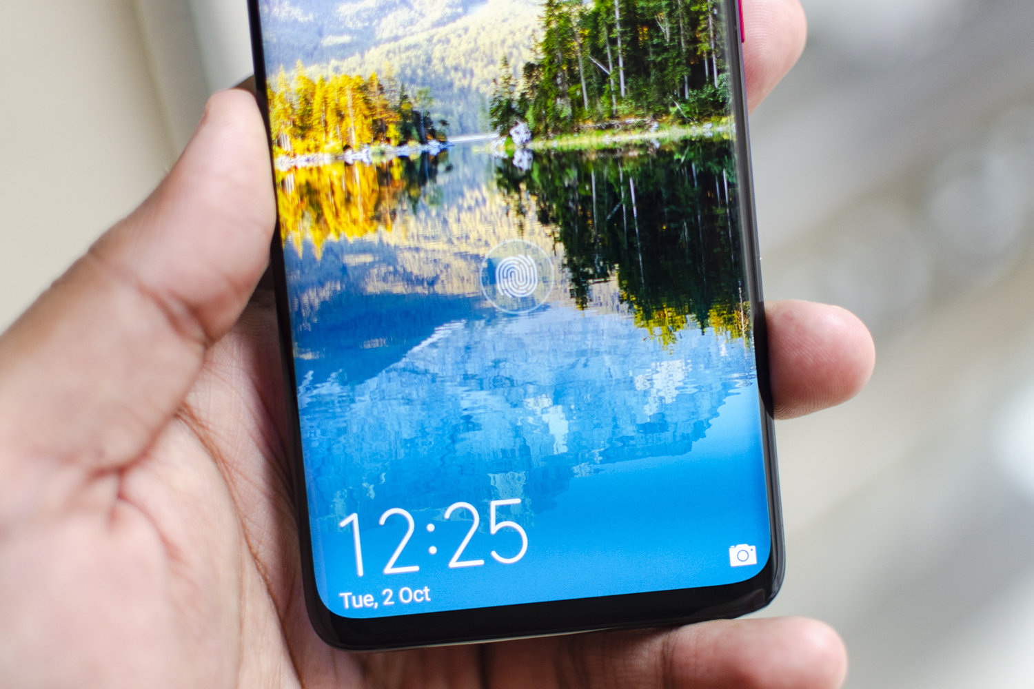 Oops! Here's Why Huawei Phones Had Ads On Their Lock Screens | Digital  Trends