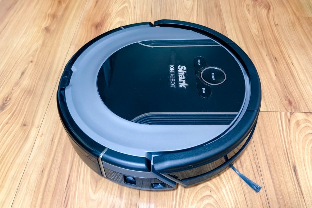 Shark ION Robot Vacuum Cleaning System S87 review