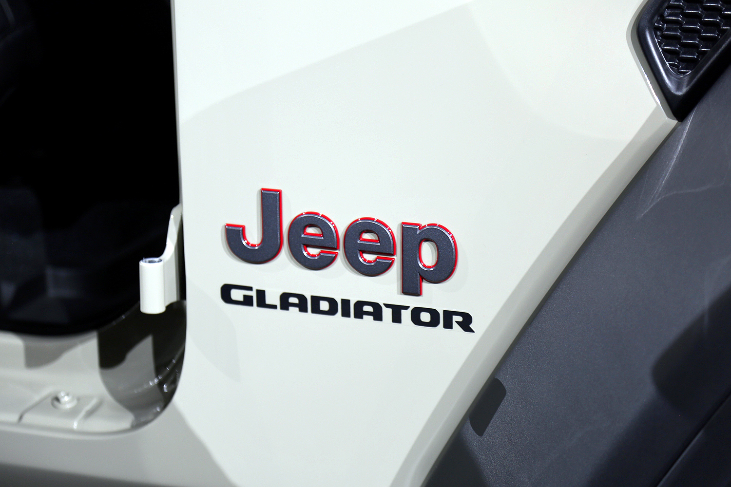 2020 jeep scrambler wrangler based pickup mb gladiator 4