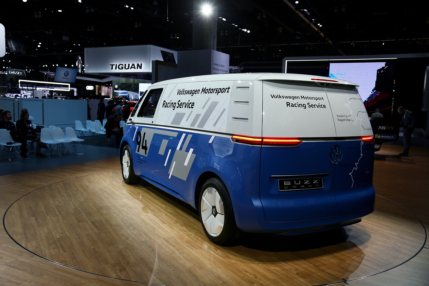 volkswagen id buzz cargo will report for delivery duty in 2022 mb vw carg race 4