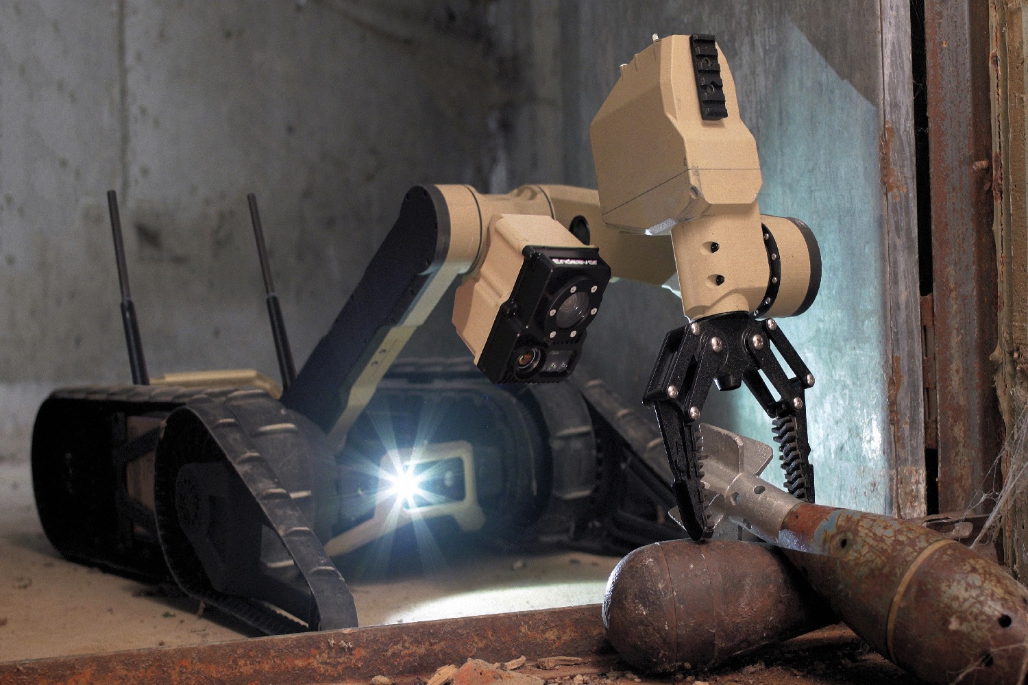 us army scorpion robot endeavor robotics 4