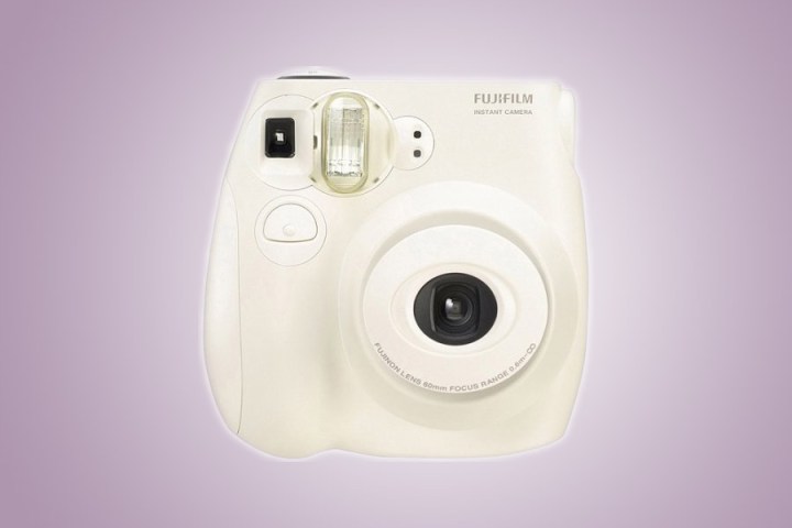 Fujifilm Instax Mini 7S white on pink background