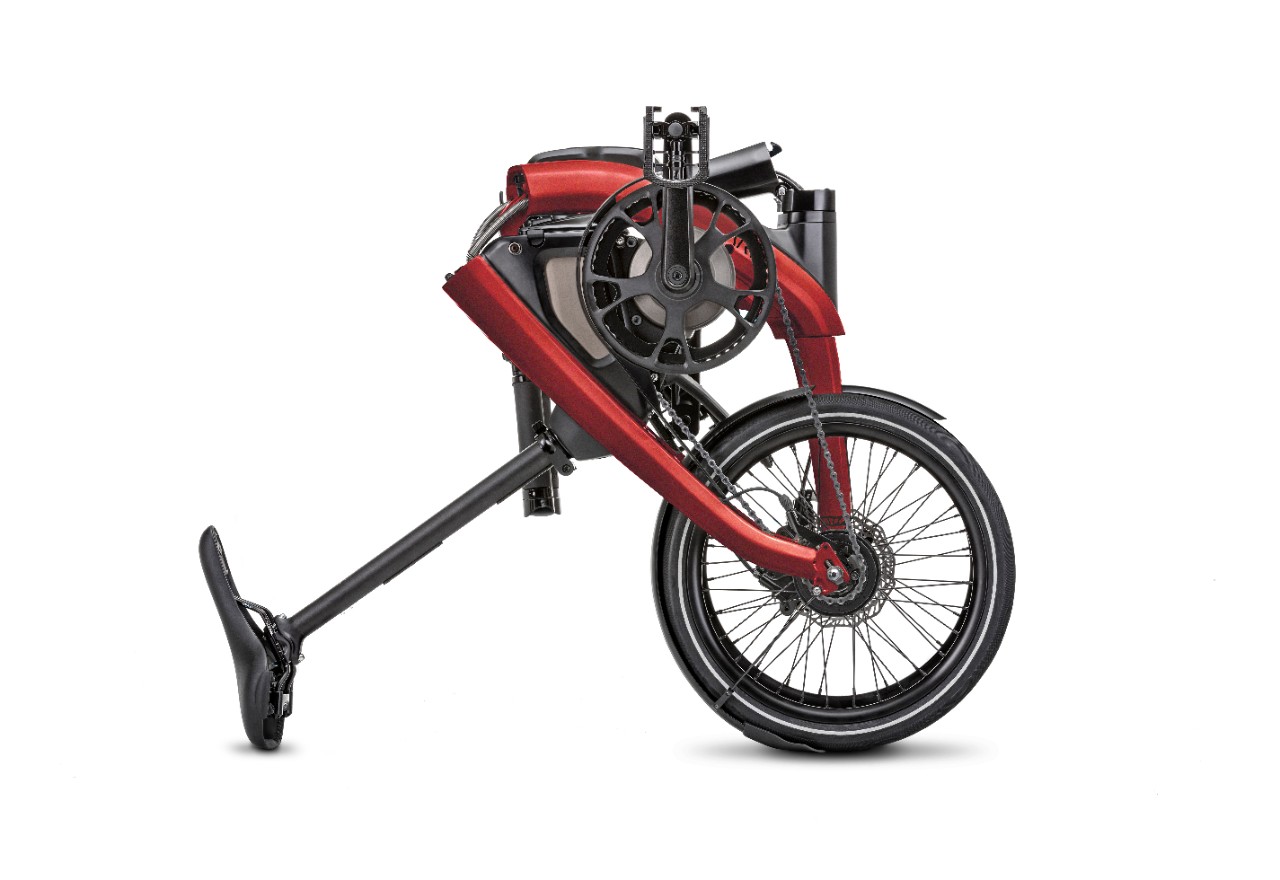 gm ariv ebike europe the ar  v merge folds easily allowing customers to conveniently