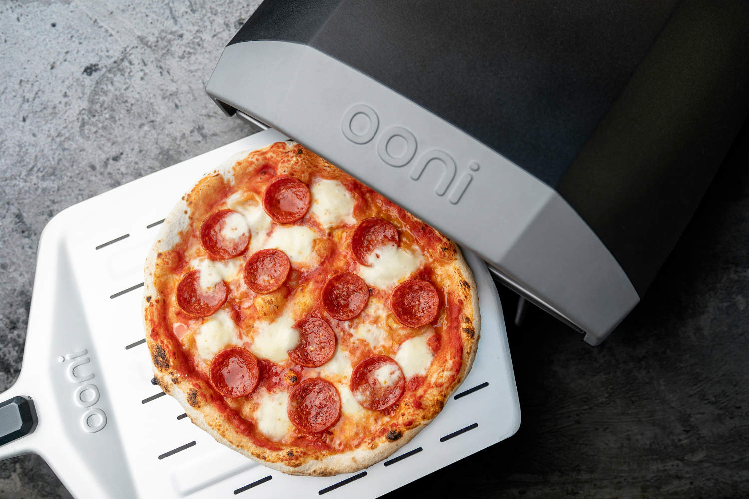 ooni koda 60 second pizza oven top