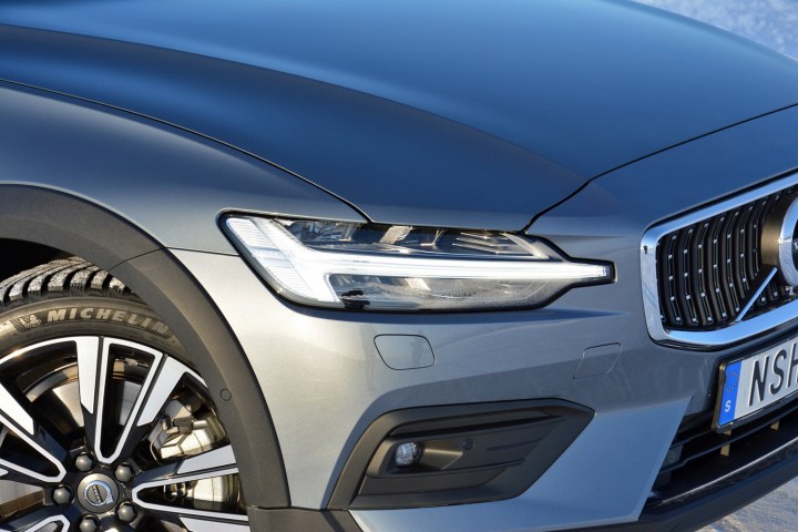 Обзор Volvo V60 Cross Country 2020