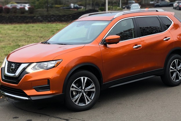 2019 nissan rogue review feat