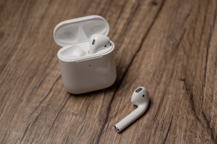 Apple AirPods