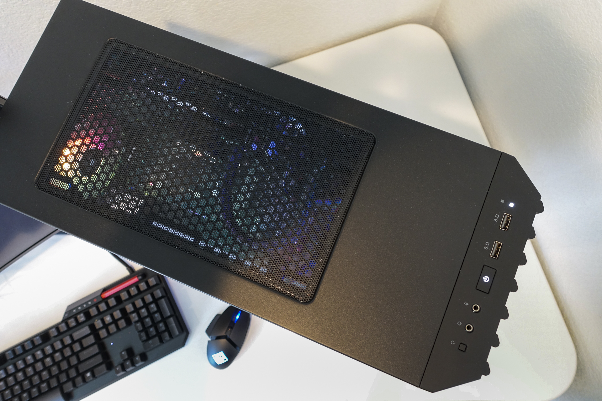 Digital Storm Lynx Review: A Prebuilt Gaming PC With Stylish ...