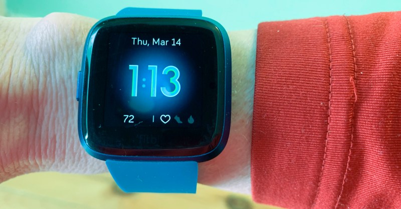 Fitbit Versa Lite Review: More for Less