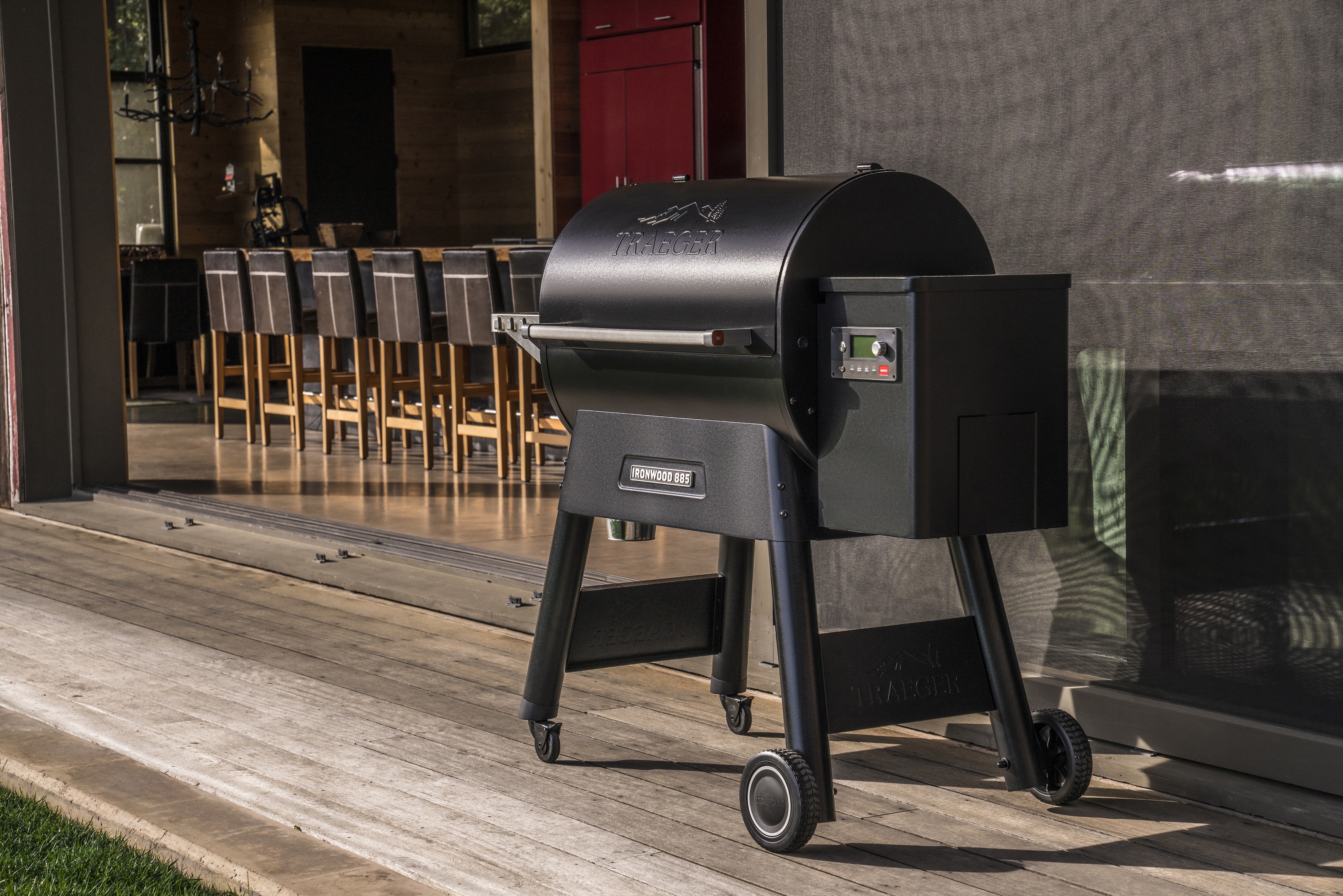 traeger 2019 new grills ironwood 885 lifestyle aptos002
