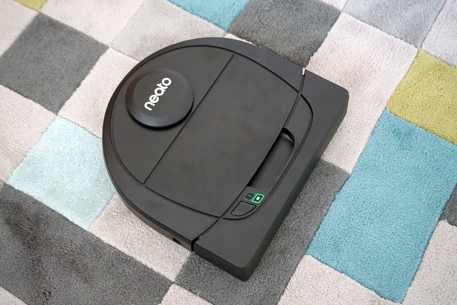 Neato Botvac D4 Connected Review: You'll Like It, But Will You Love It? |  Digital Trends