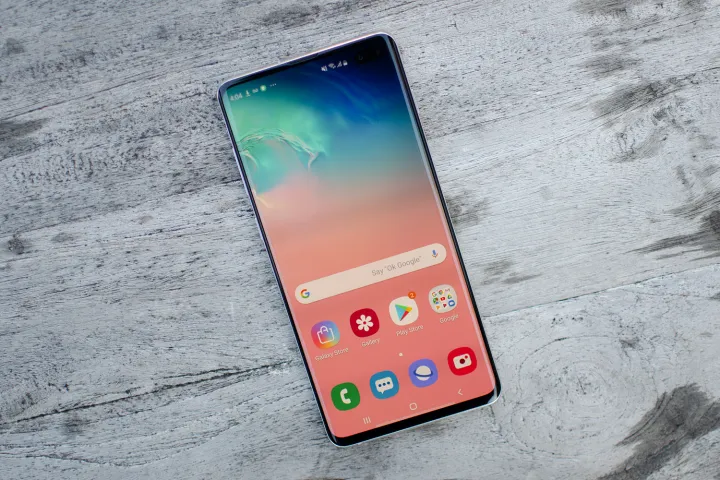 Galaxy S10 Plus.