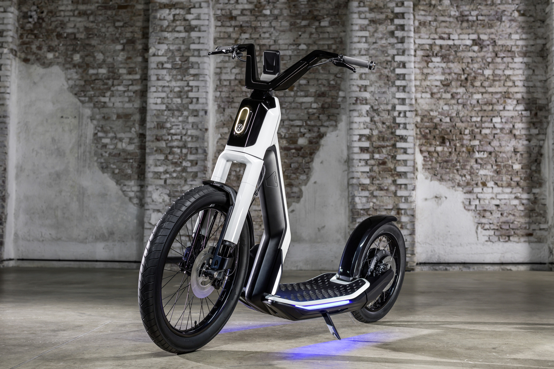 volkswagen offers two cool scooter designs for zipping around town die neue studie streetmate