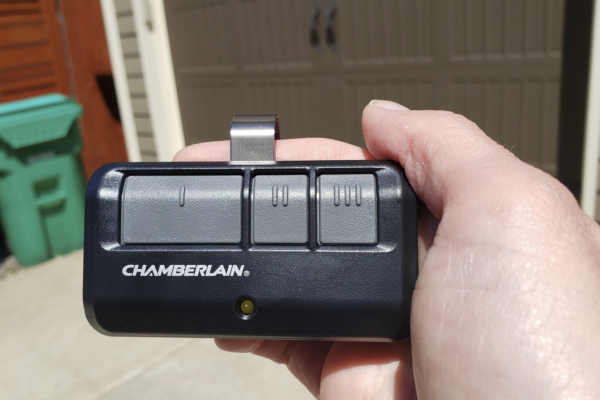 Chamberlain B1381 review